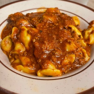 Pastas Especialidades - Tortellini alla Bolognesa