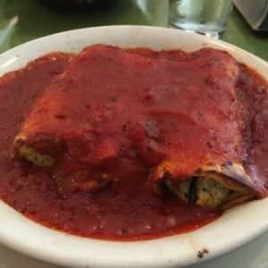 Canellonis de espinaca