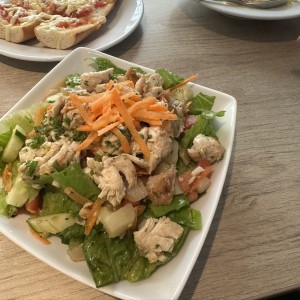 Entradas - Ensalada de Pollo