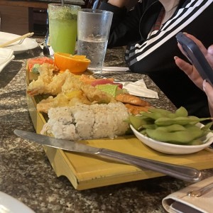 Lunch boat