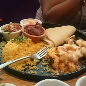 burritos de camarones a la diabla
