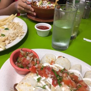 burritos y tortuga.