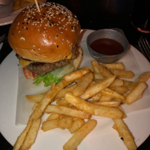 Hamburguesa con papas