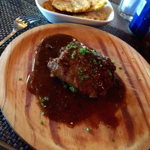 Filet Mignon y patacones