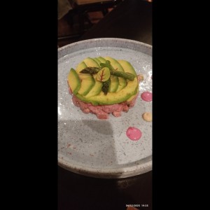 AGUACATE Y LANGOSTA (Disponible en la Cena)
