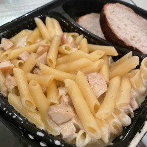 Penne alfredo 