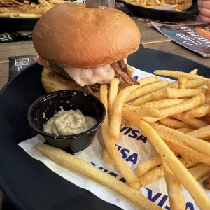Hamburguesa la bohemia 