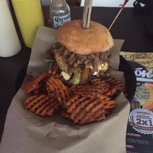 crea tu hamburguesa a tu gusto