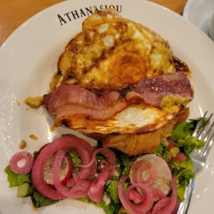 avocado croissant