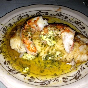 Corvina con Langostinos en mantequilla
