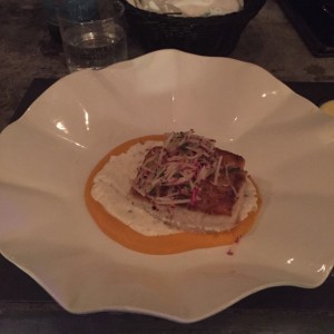Atun Blanco, risotto de calamares en curry y leche de coco, con punta de esparragos trigueros