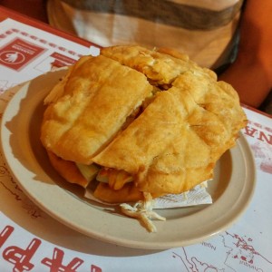 Emparedado de pollo