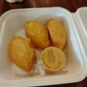 Mini Carimañolas chorizo tableño 