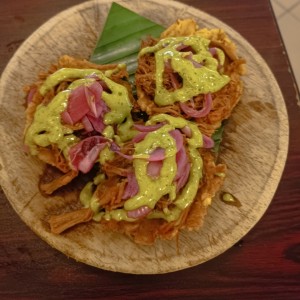 patacones con ropa vieja