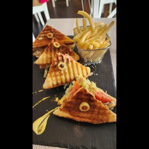 Sandwiches - Club sandwich