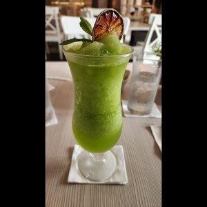 limonada con hierbabuena