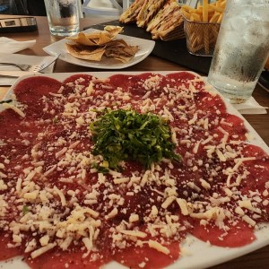 Cebiches & Carpaccios - Carpaccio de Res