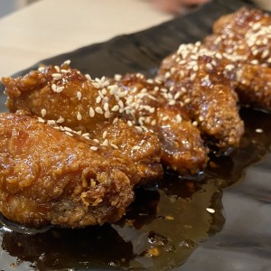 Sesame spice wings