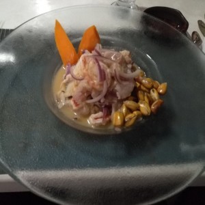 ceviche pescado pulpo y camaron en leche de tigre