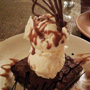 Brownie con Helado