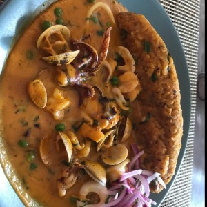 TACU TACU DE MARISCOS