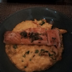 Salmon con risotto