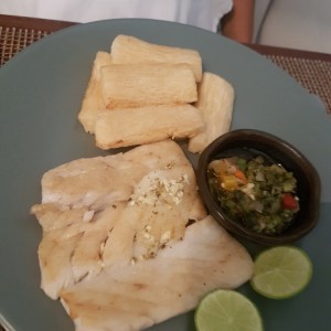 PESCADO A LA PLANCHA / PARRILLA