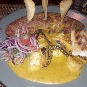 TACU TACU DE MARISCOS