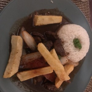 Criollos - LOMO SALTADO