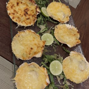 Conchas a la parmesana