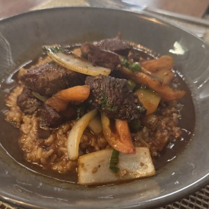 Platos Fuertes - Lomo Saltado
