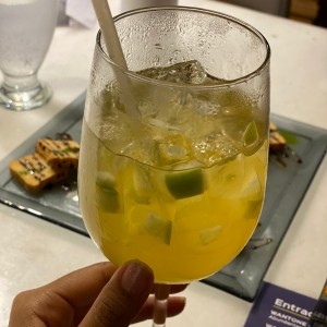 Sangria de vino blanco