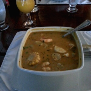 Chupe de langostinos.