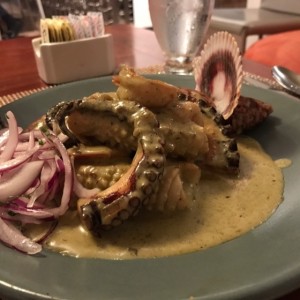 PESCADO EN SALSA DE PARIHUELA