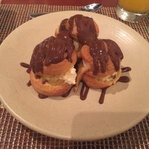Profiteroles