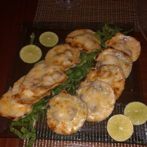 CONCHAS A LA PARMESANA (10 unid.)