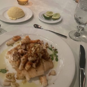 NUESTRA PESCA - Corvina Rellena