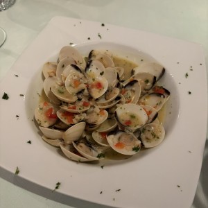 APERITIVOS CALIENTES - Almejas al Ajillo