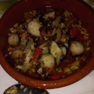 Pulpo al ajillo