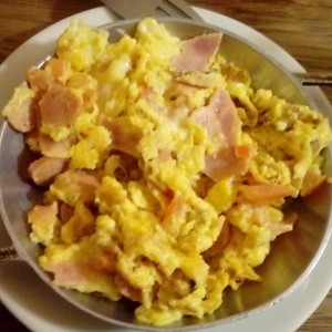 Huevos con todo