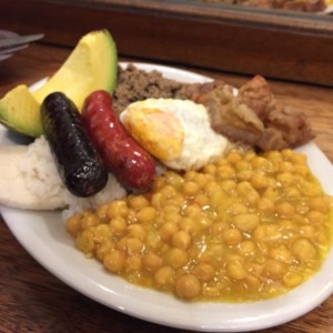 Bandeja Colombiana