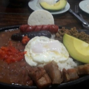 Bandeja Paisa