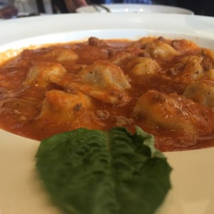 Raviolis Bolognesa