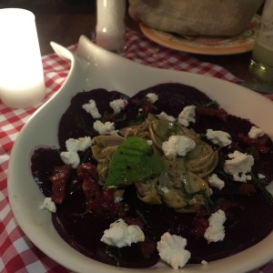 catpaccio de remolacha y alcachofa