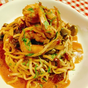 pasta con langostinos al ajillo