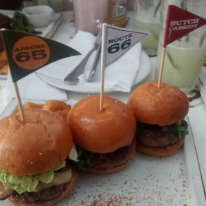 trio de miniburgers