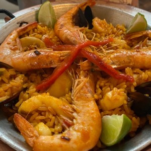 Paella a la valenciana 