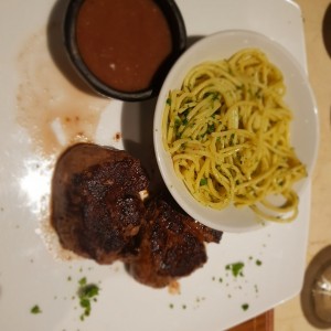 Filete de Res con salsa al vino