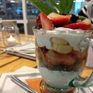 granola frutos rojos