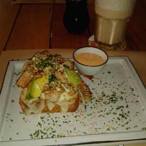 Pato de palmitos de cangrejo y mayonesa japonesa